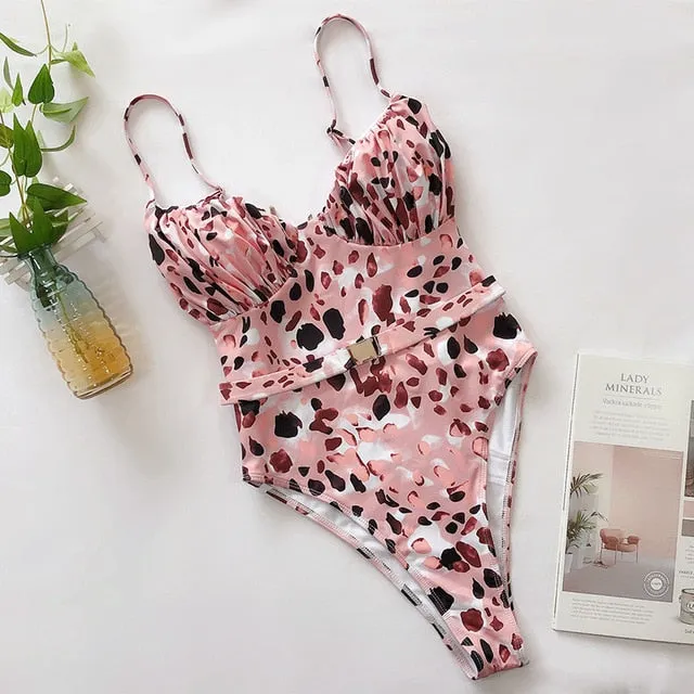 2021 New!!! Women's Printed Bodysuits/Swimsuit Beachwear Sizes S - L