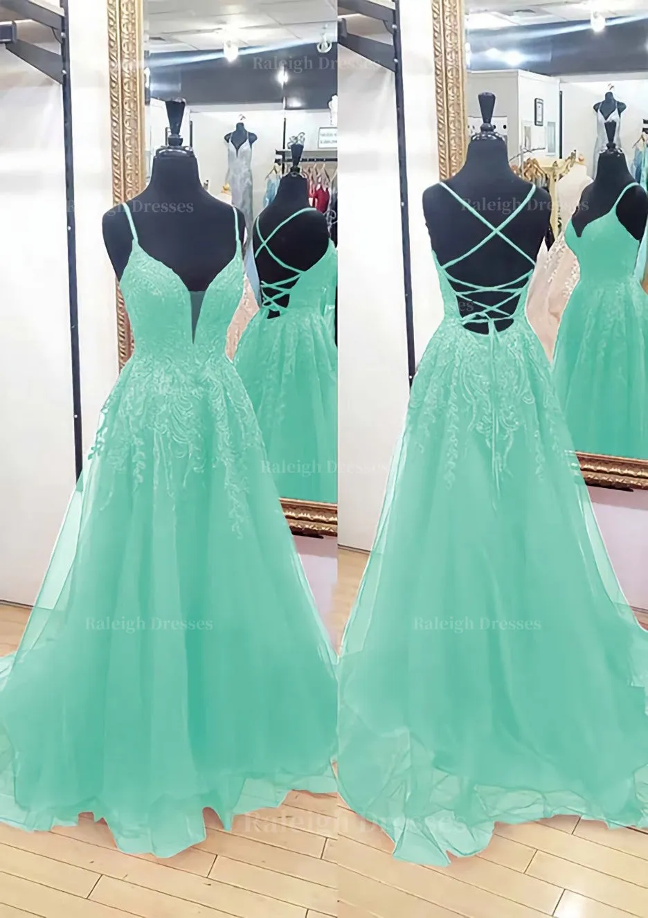 A-line V Neck Sleeveless Chapel Train Tulle Prom Dress With Appliqued Lace