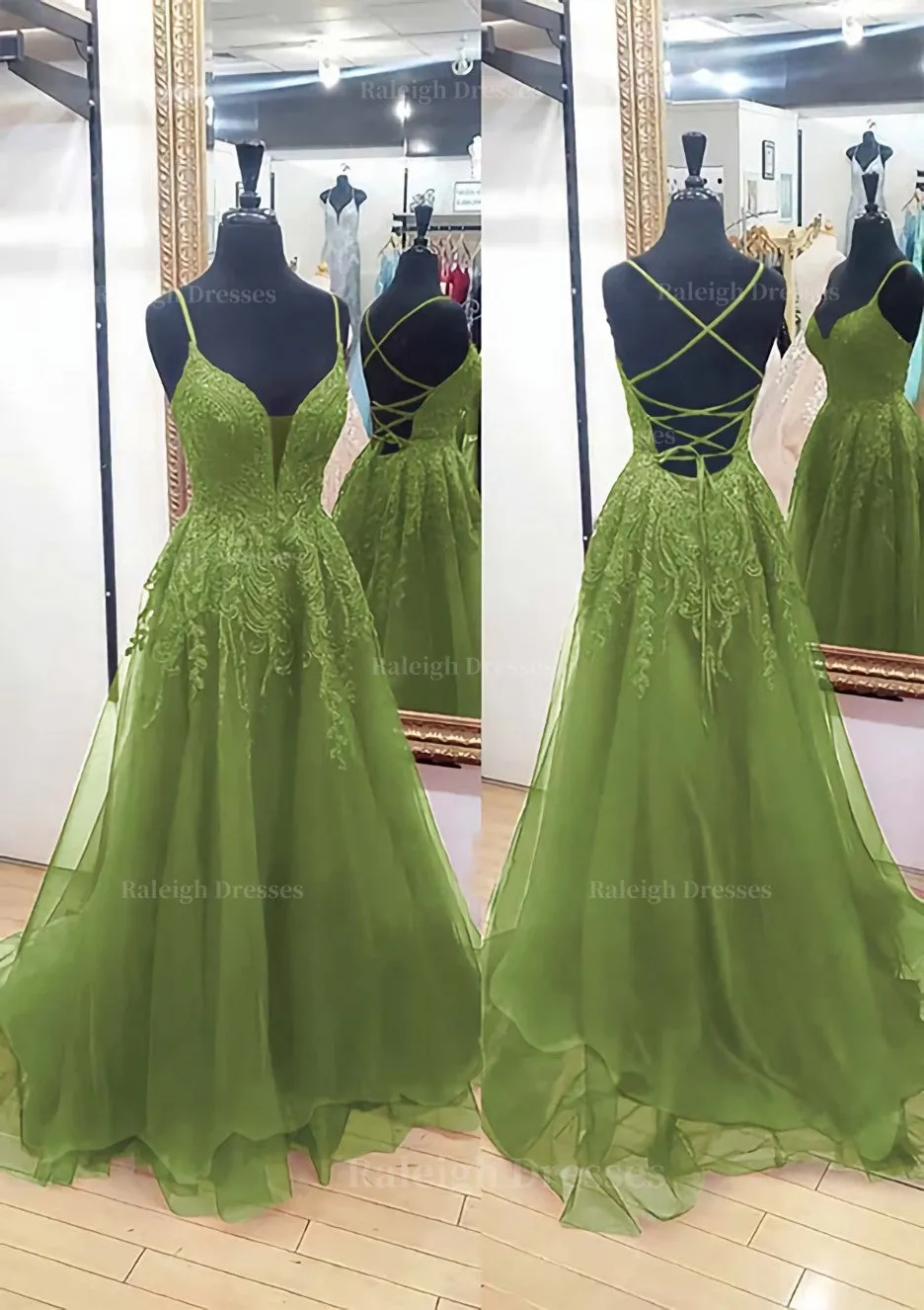 A-line V Neck Sleeveless Chapel Train Tulle Prom Dress With Appliqued Lace