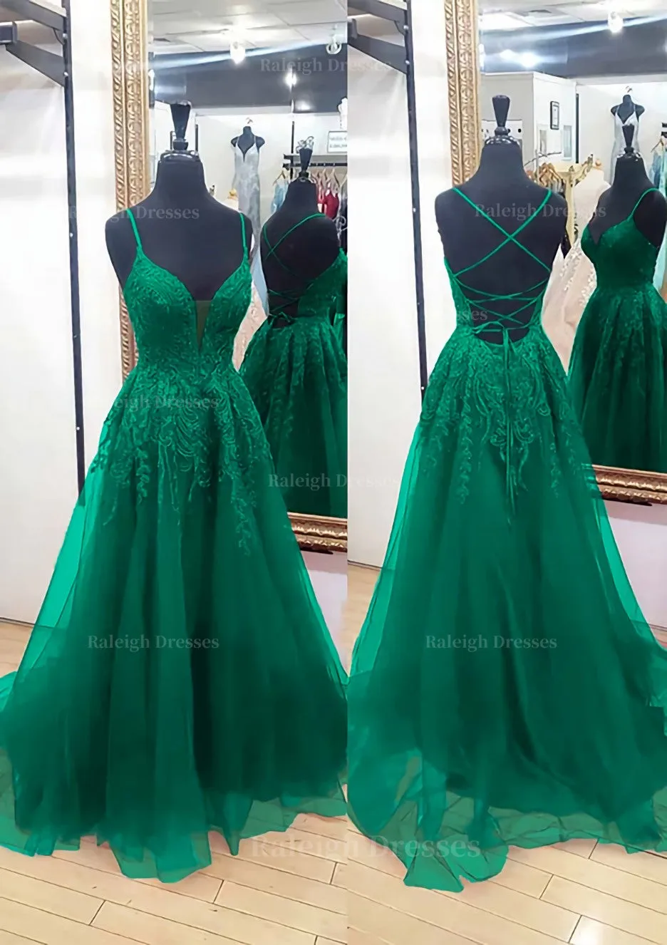 A-line V Neck Sleeveless Chapel Train Tulle Prom Dress With Appliqued Lace