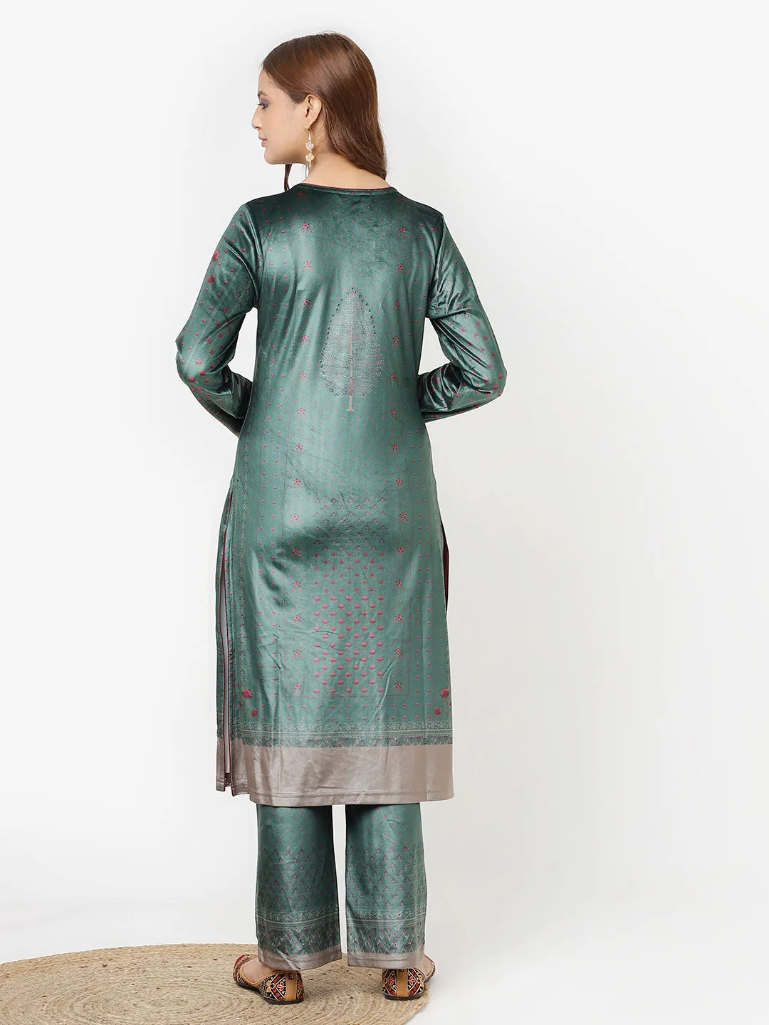 Emerald Green Printed Velvet Kurta Set with Swarovski Work (With Dupatta)