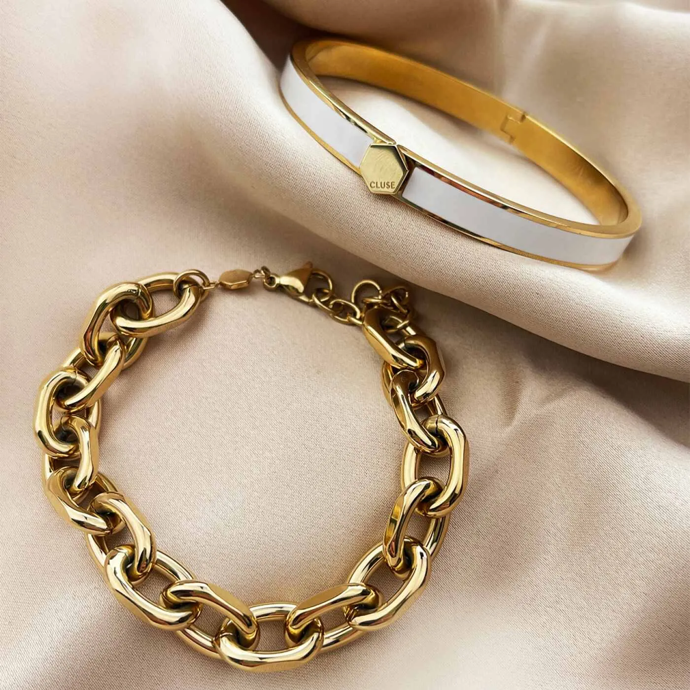 Essentielle Chunky Chain Bracelet Gold Colour