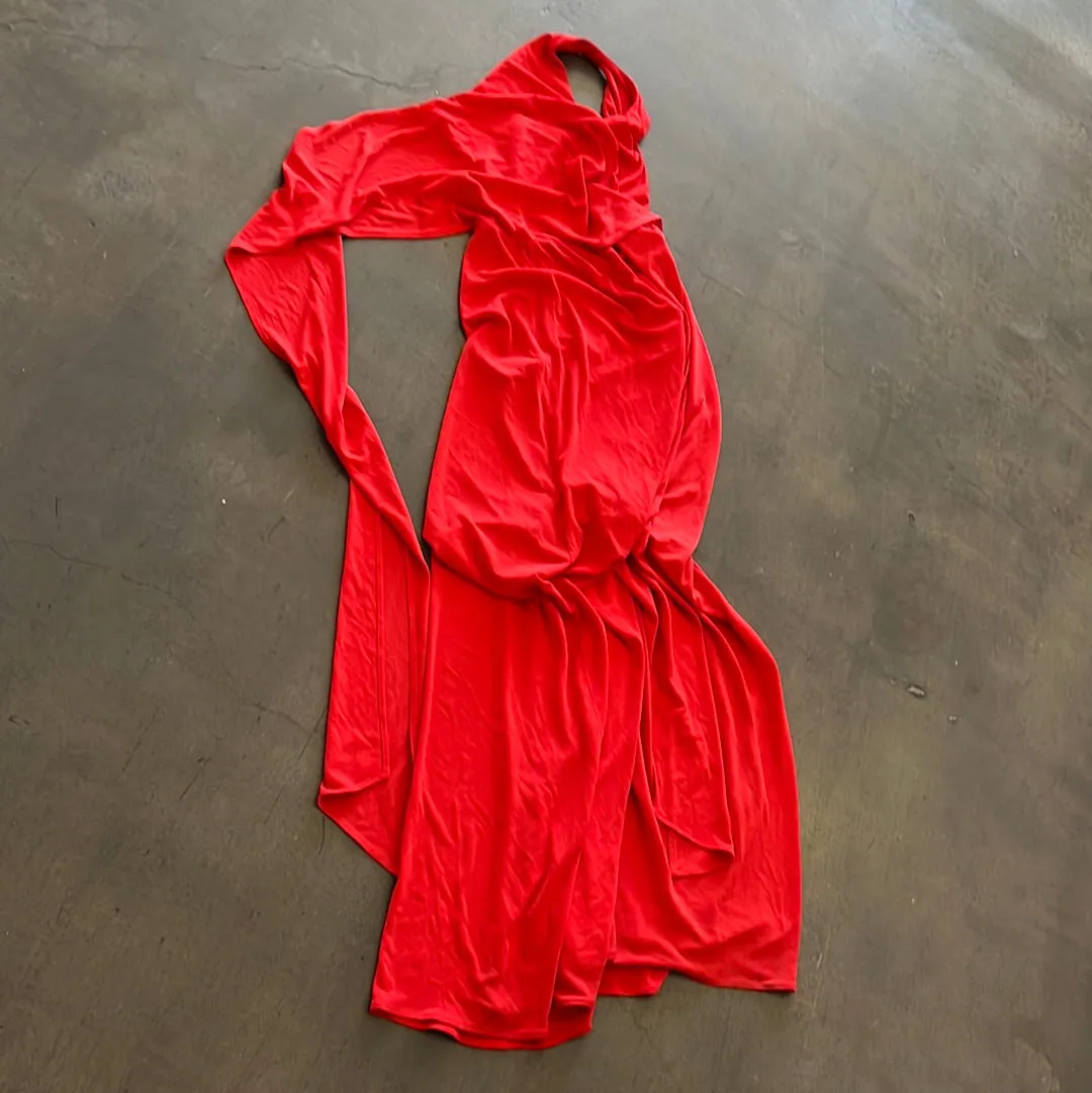 GIRLFRIENDS GUIDE TO DIVORCE: Phoebe’s ISSA LONDON Red Dress (4)