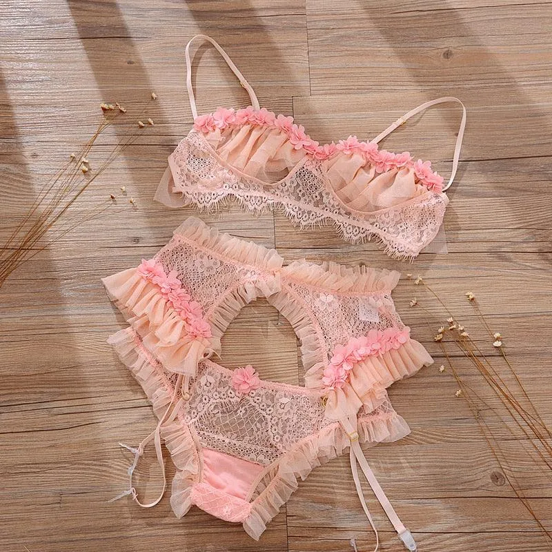 Lace Ruffles Bra Set With Garter