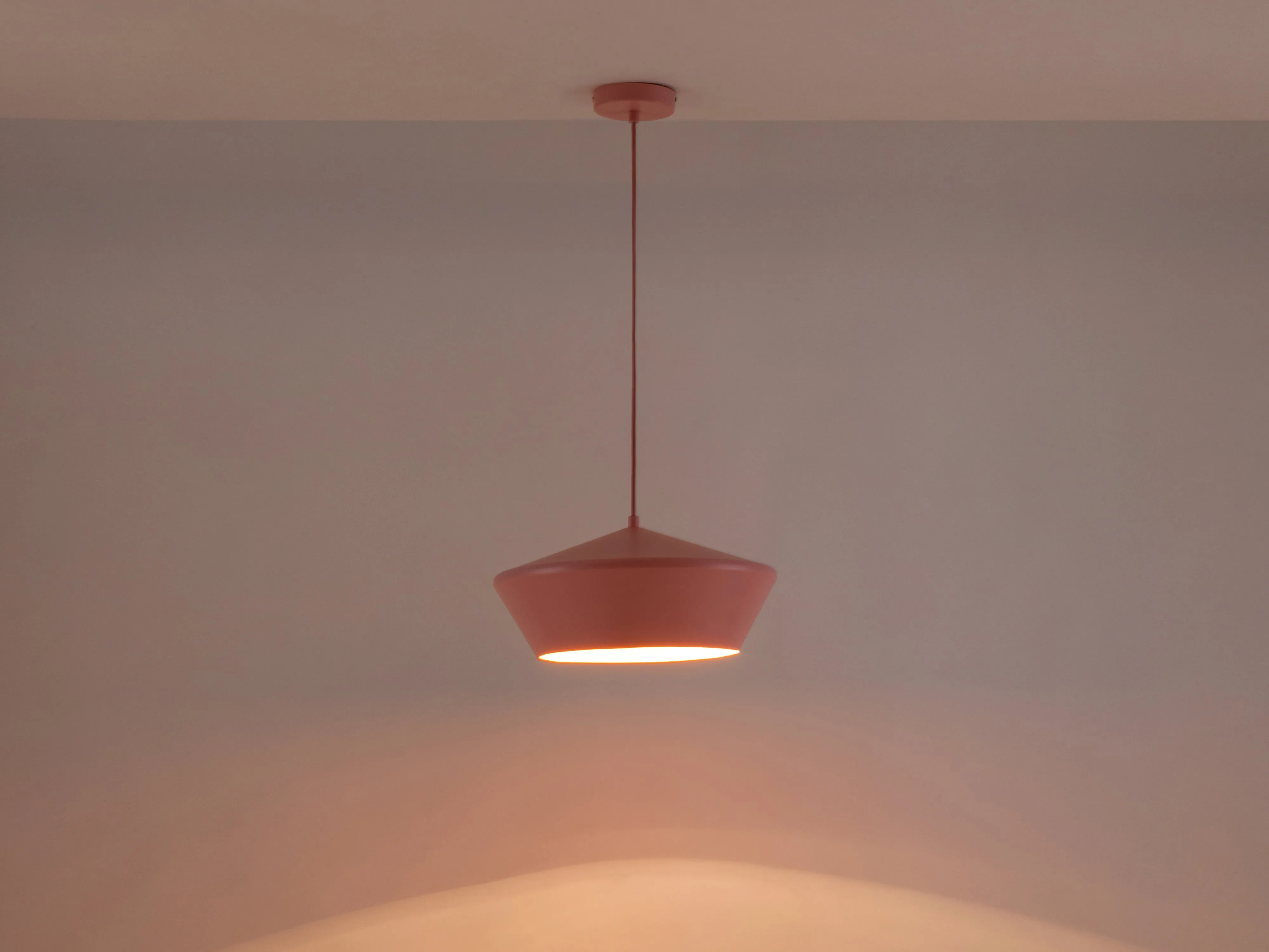 Pink wide metal diner pendant