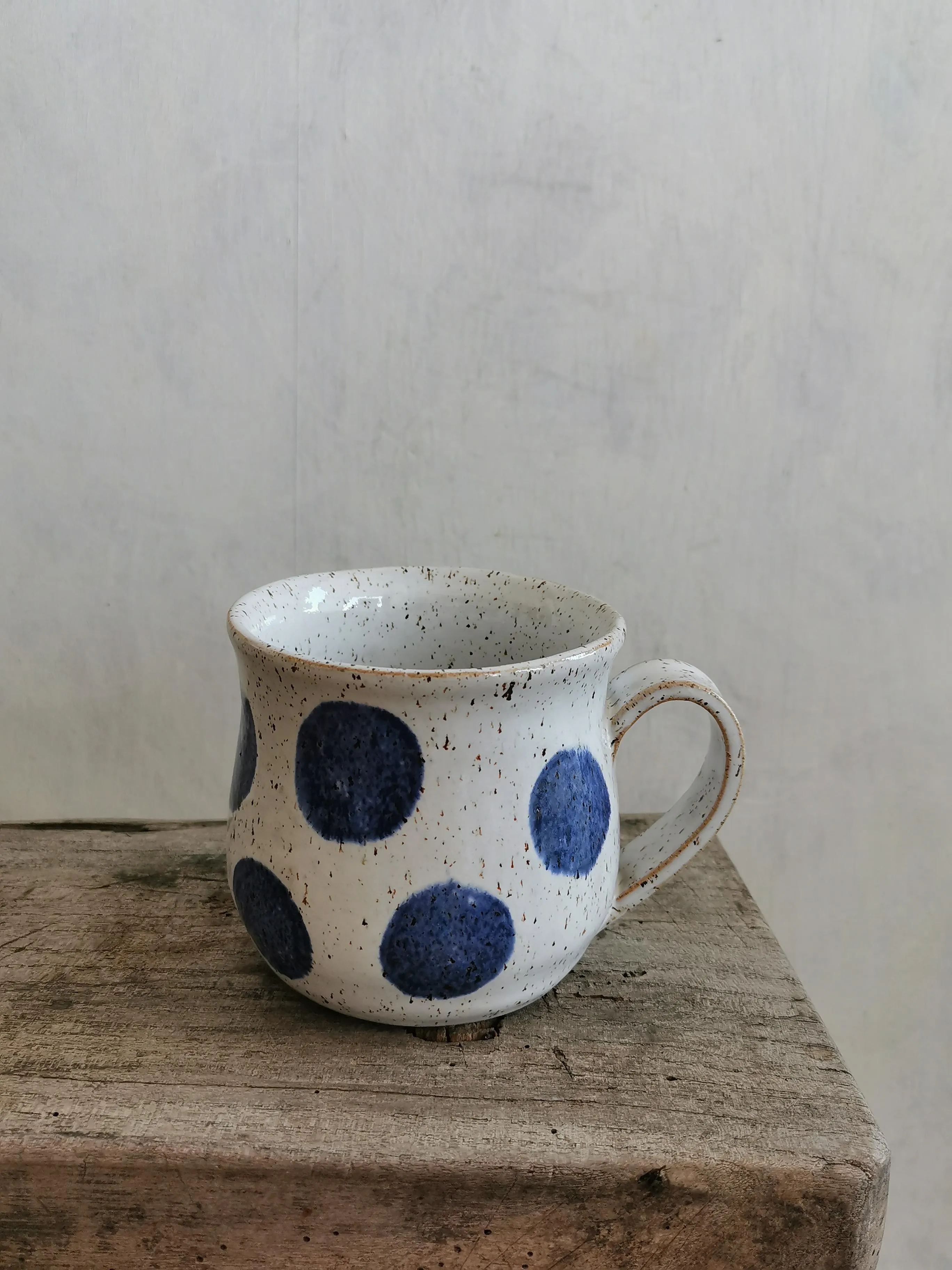 Polka dot cup